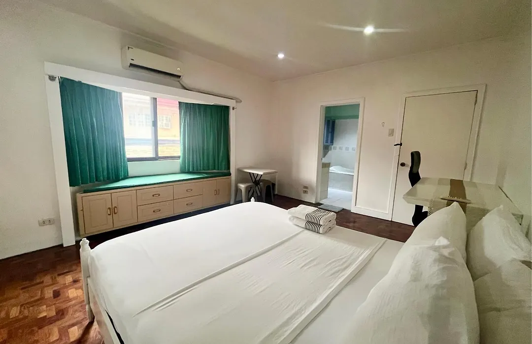 Layover Guesthouse-1